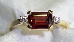 Women's Garnet Ring